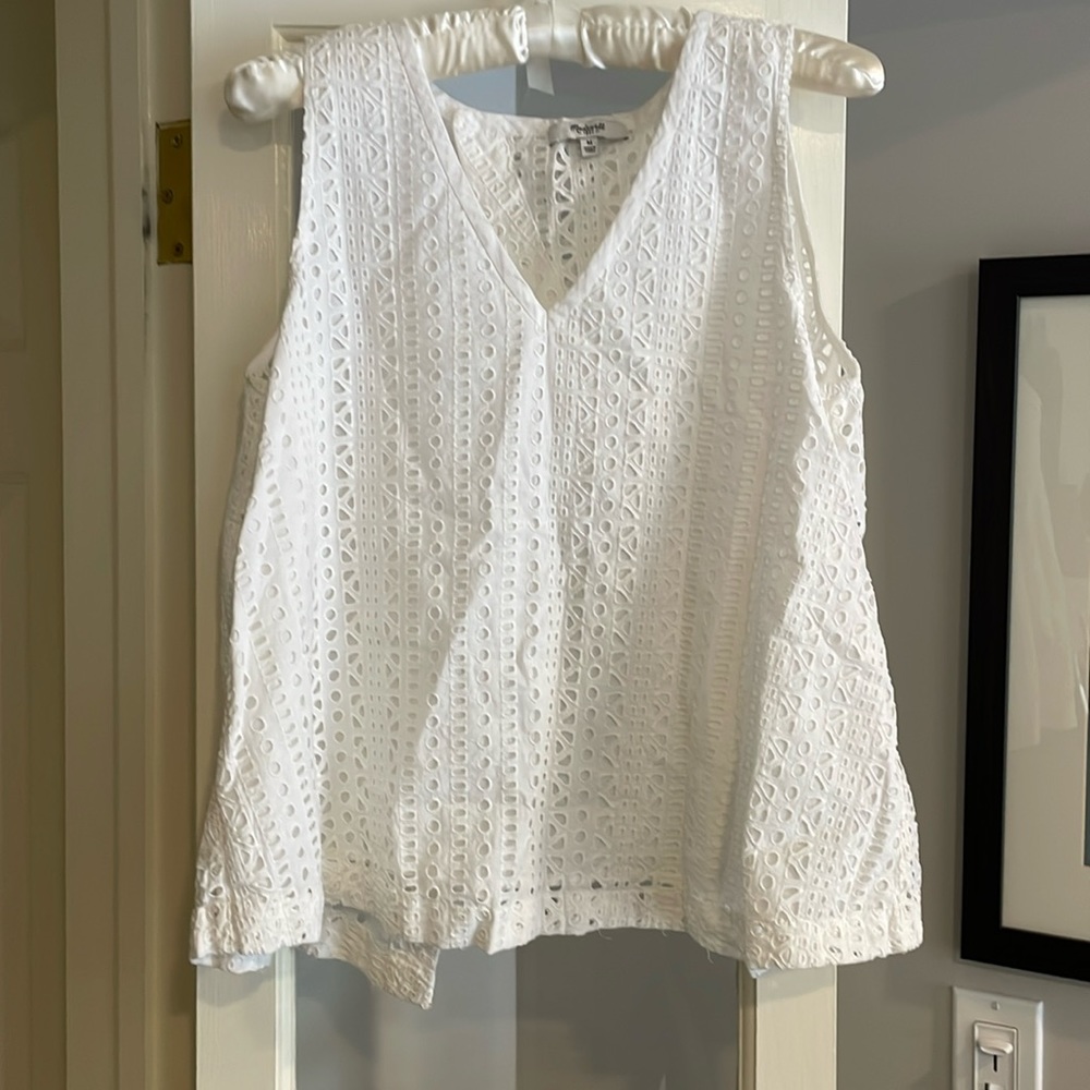Madewell eyelet split back white top size medium